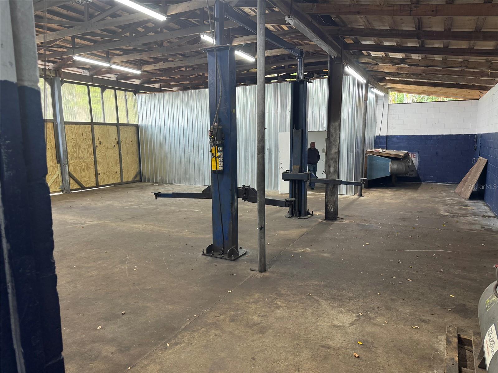 NEW GAINESVILLE REP - Commercial Lease