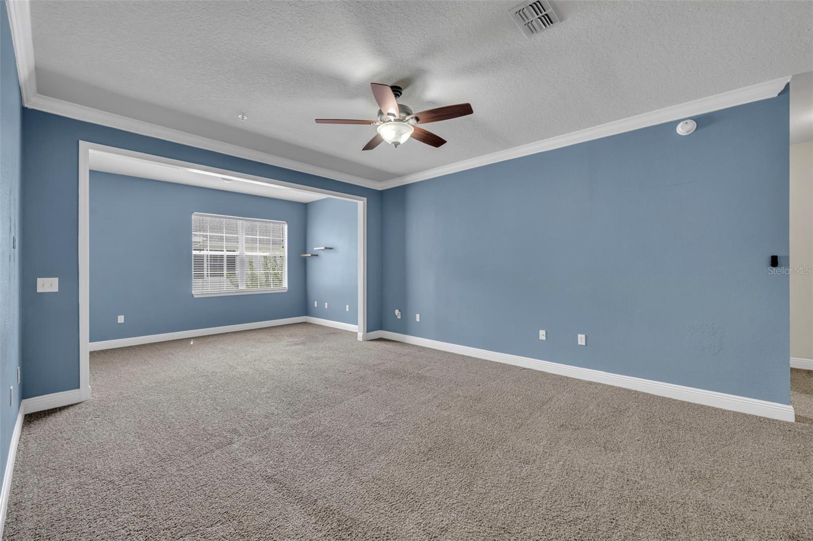 200 SOUTHERN PECAN CIRCLE 206
