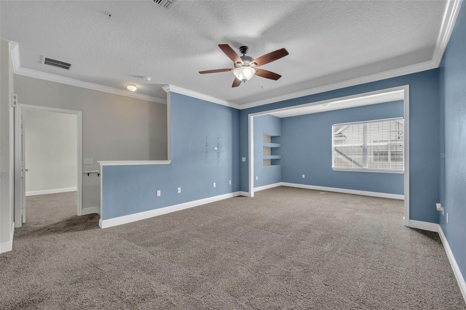 200 SOUTHERN PECAN CIRCLE 206