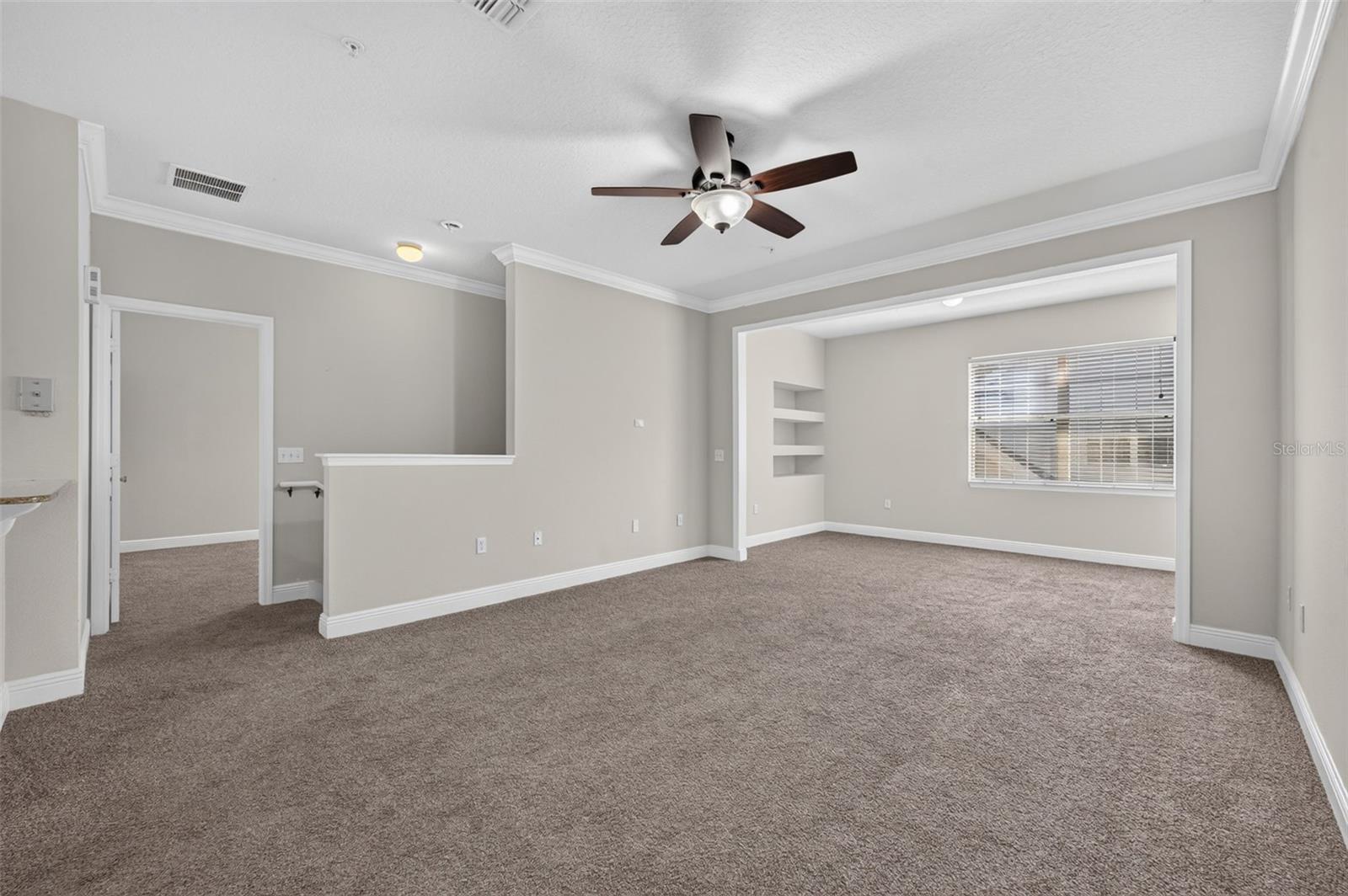 200 SOUTHERN PECAN CIRCLE 206