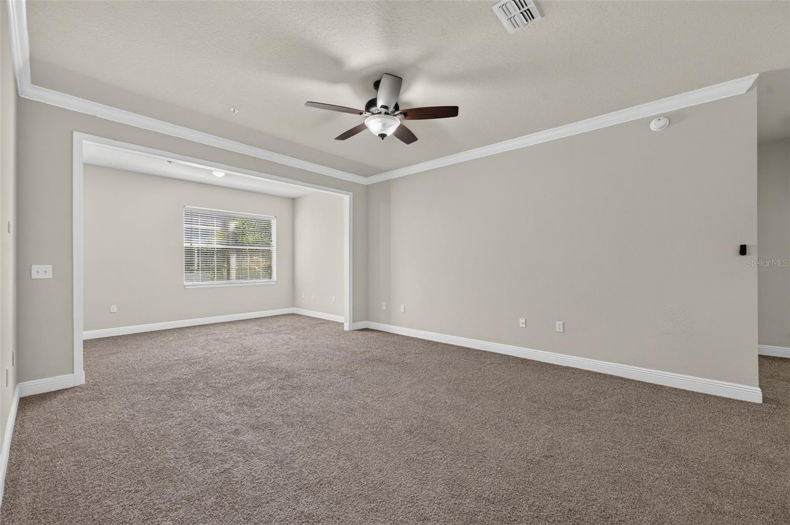 200 SOUTHERN PECAN CIRCLE 206