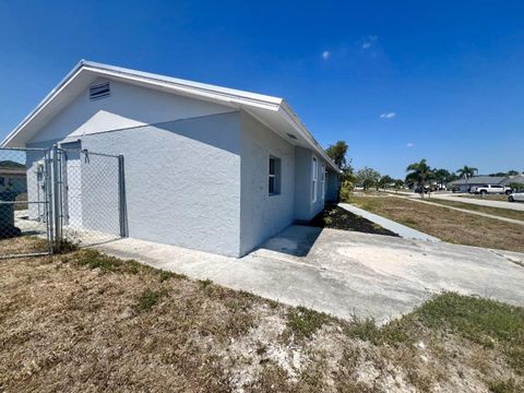 A home in NORTH PORT