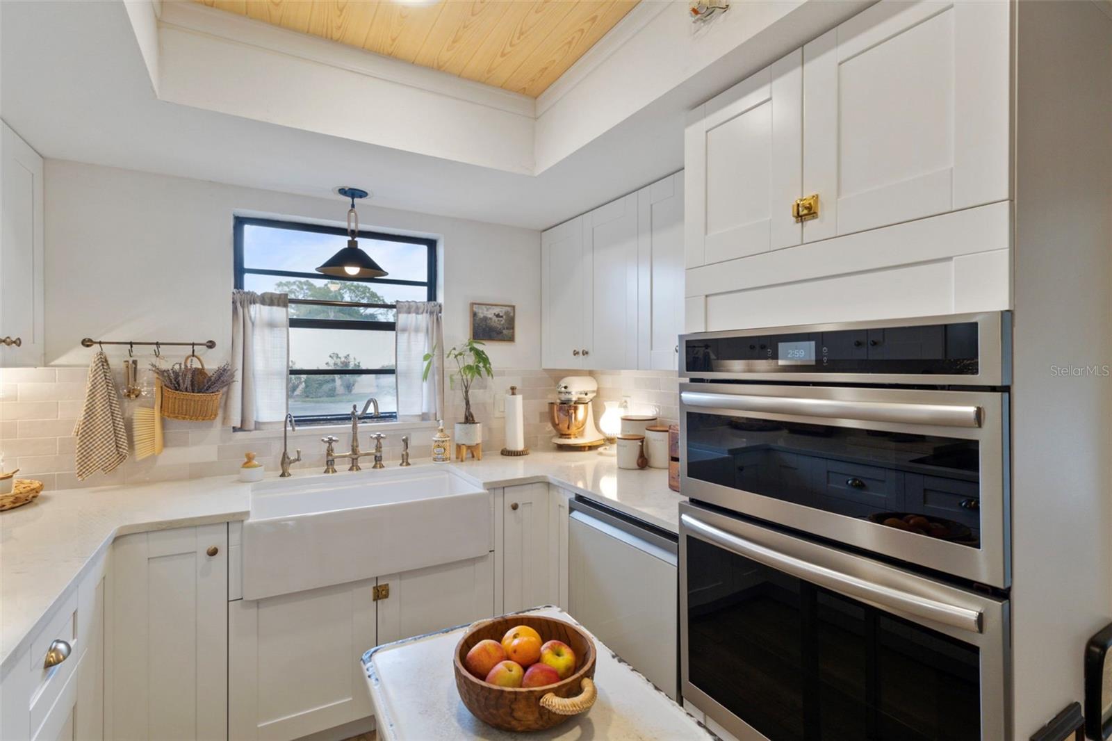 3641 LONGMEADOW 33