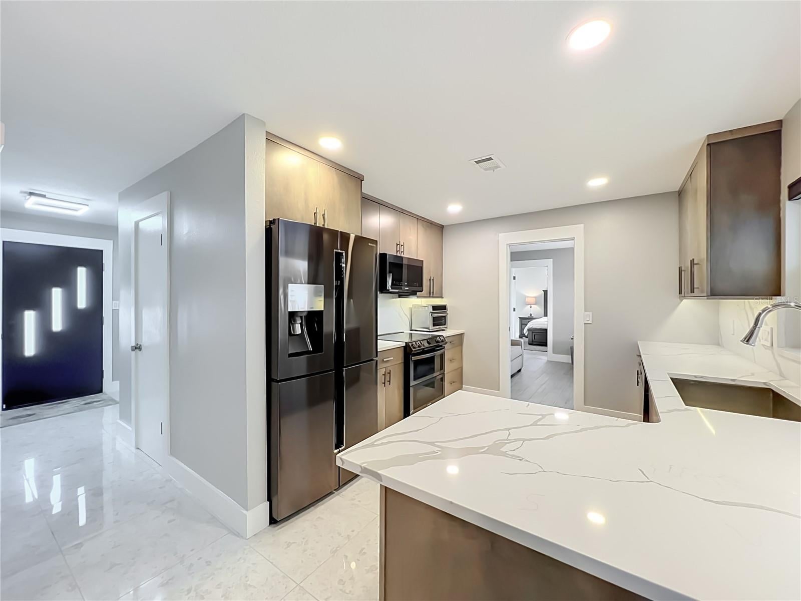 7536 VILLAGE GREEN DRIVE