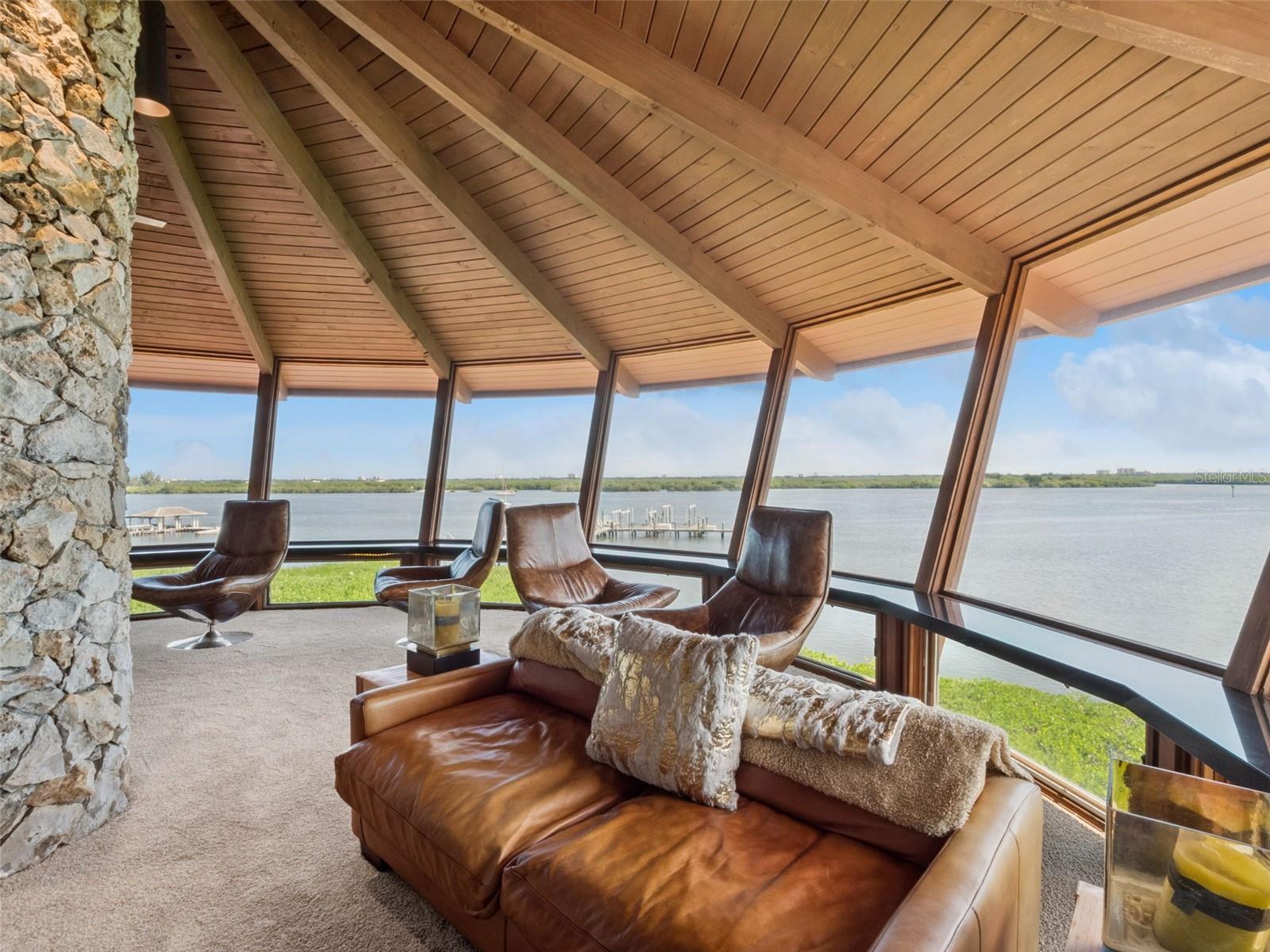 DONLON COVE - Residential