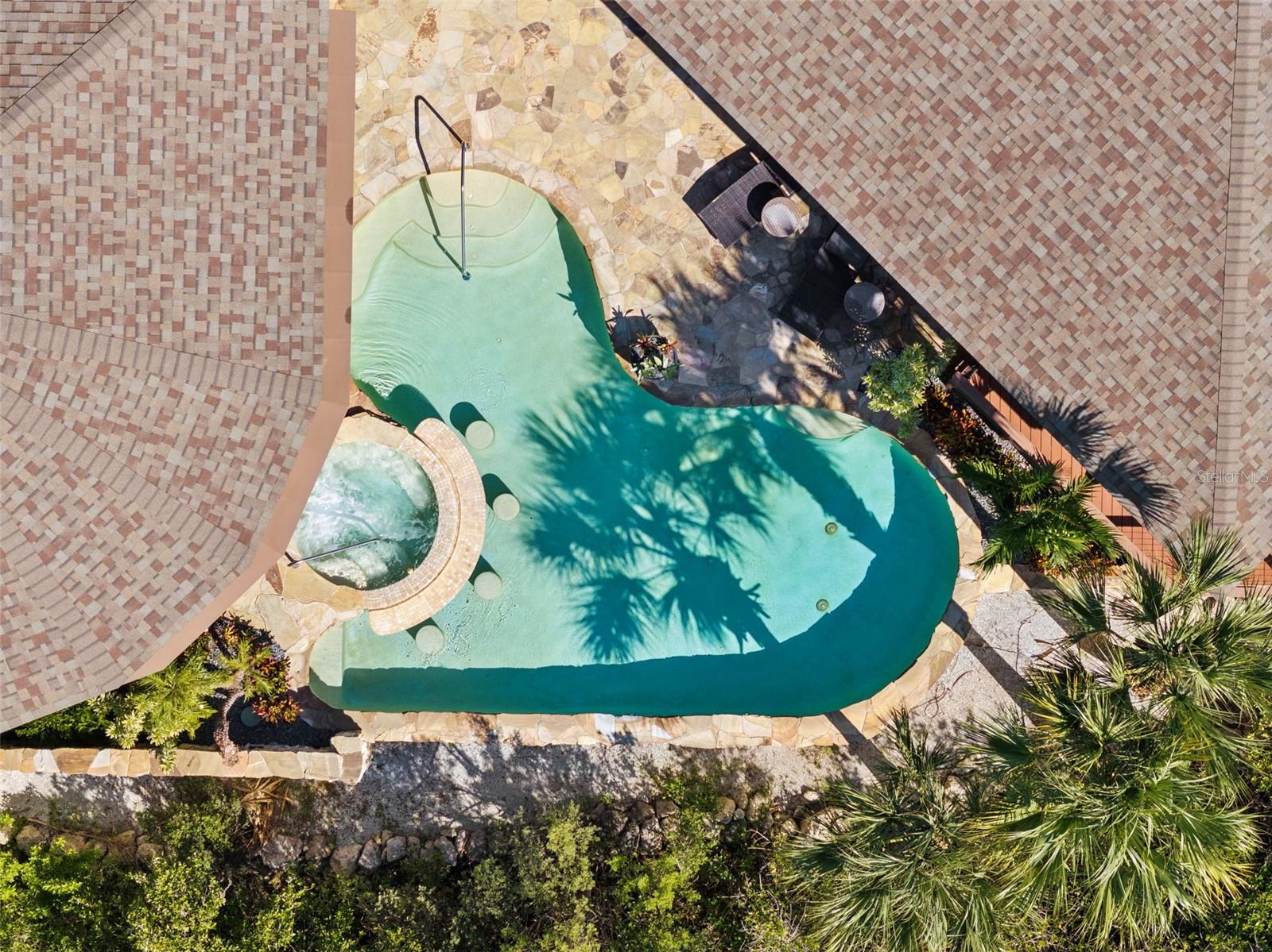 DONLON COVE - Residential