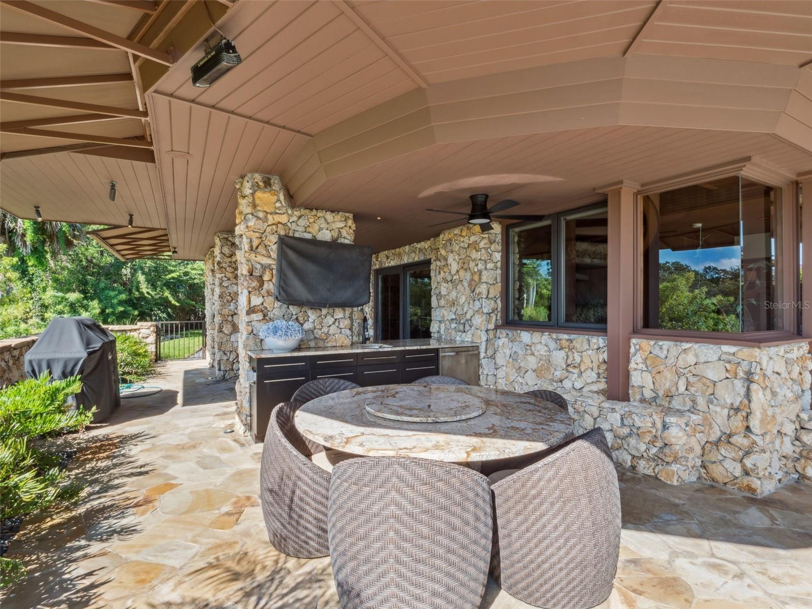 DONLON COVE - Residential