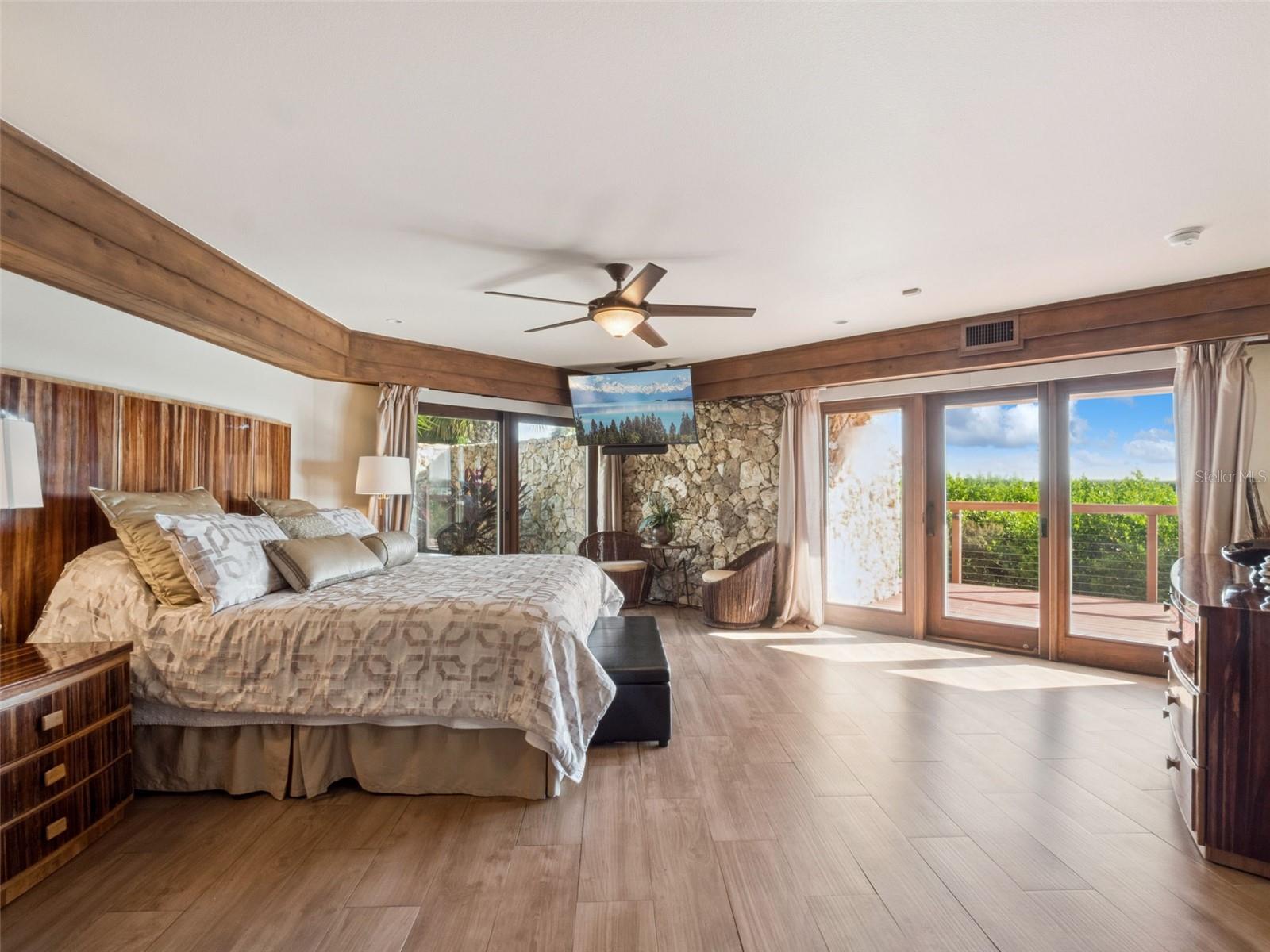 DONLON COVE - Residential