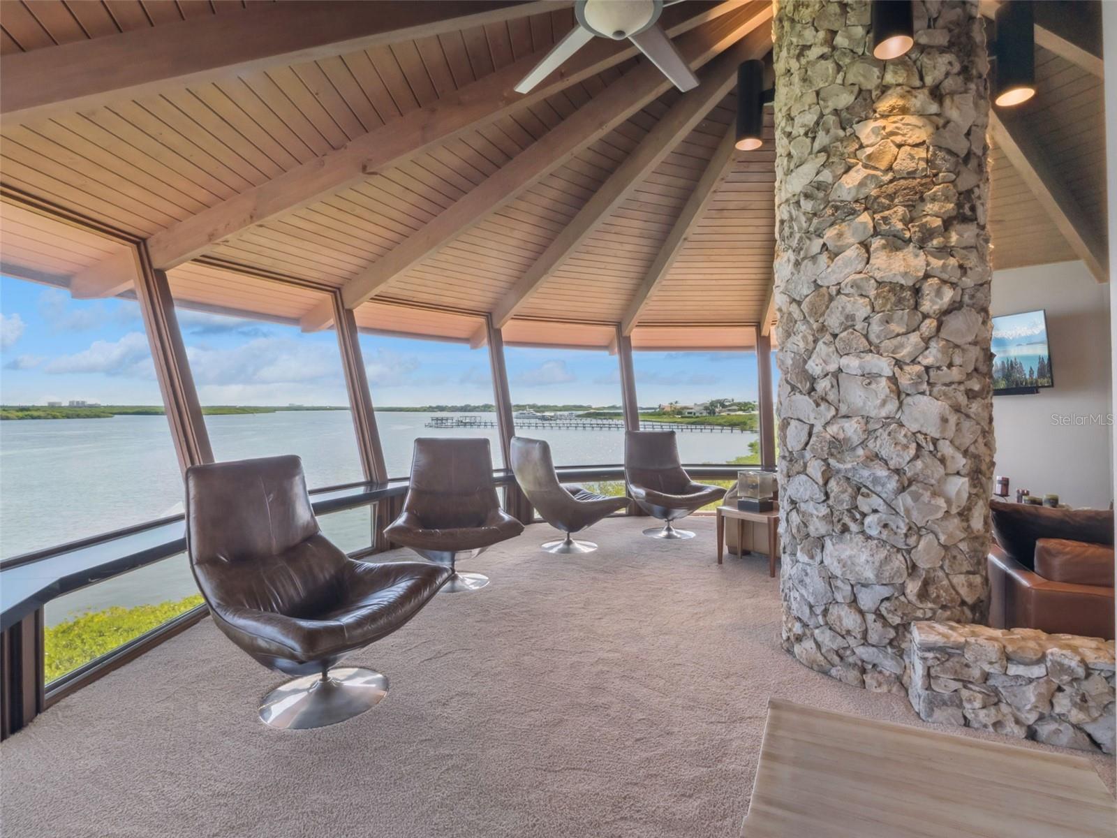 DONLON COVE - Residential