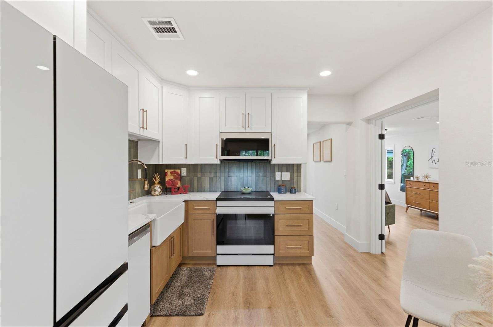 JUNGLE TERRACE SEC B - Residential