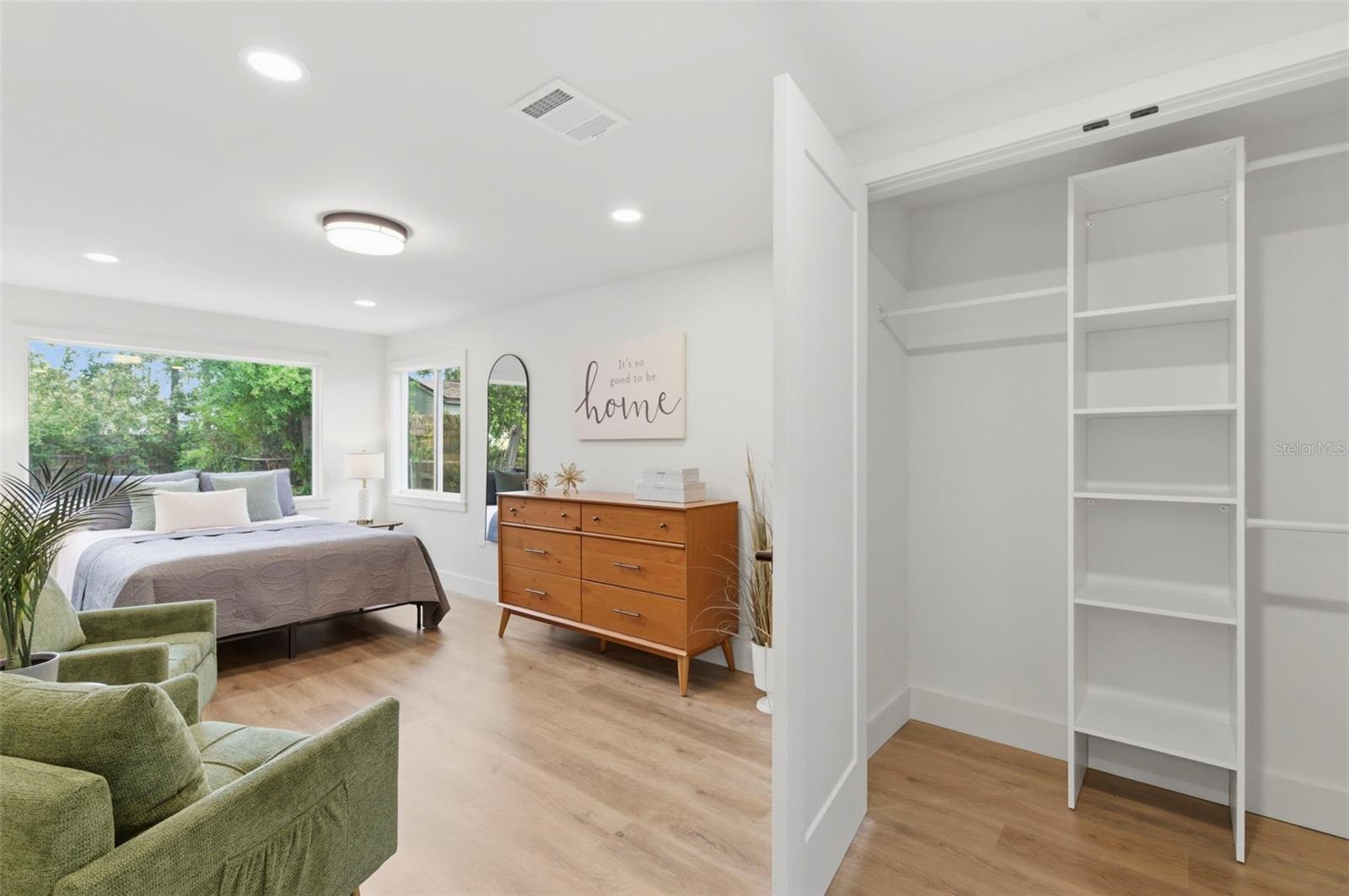 JUNGLE TERRACE SEC B - Residential