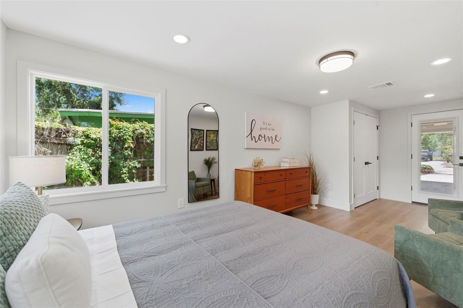 JUNGLE TERRACE SEC B - Residential