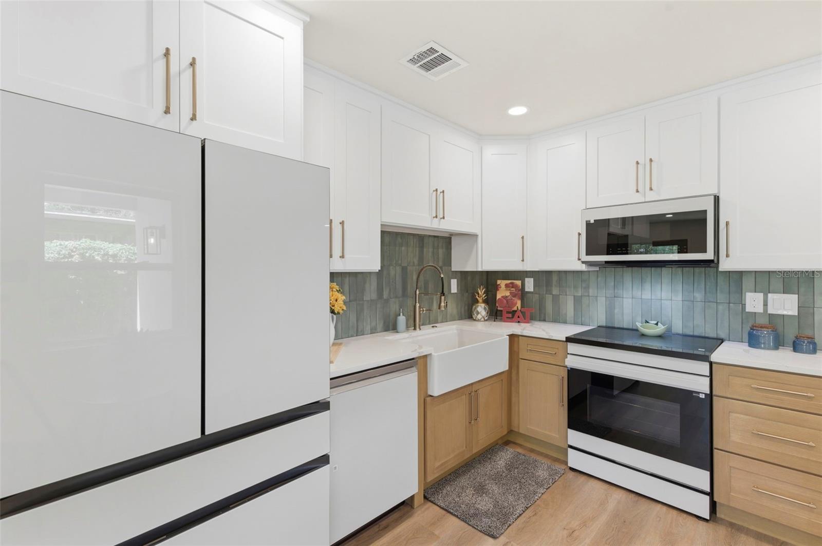 JUNGLE TERRACE SEC B - Residential