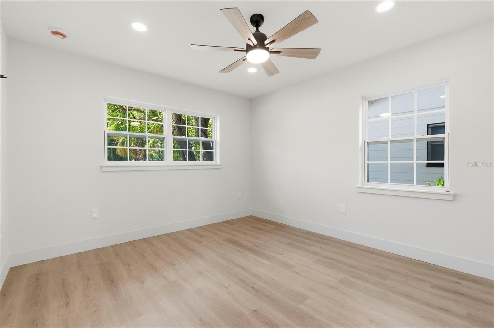 JUNGLE TERRACE SEC B - Residential