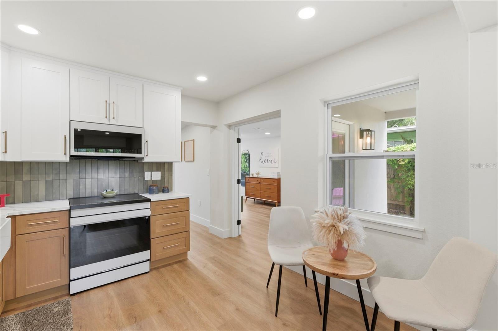 JUNGLE TERRACE SEC B - Residential