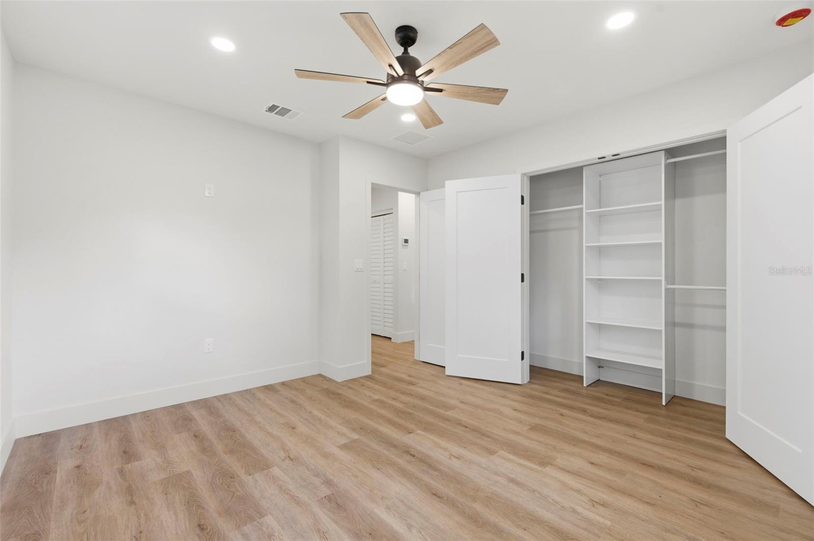 JUNGLE TERRACE SEC B - Residential