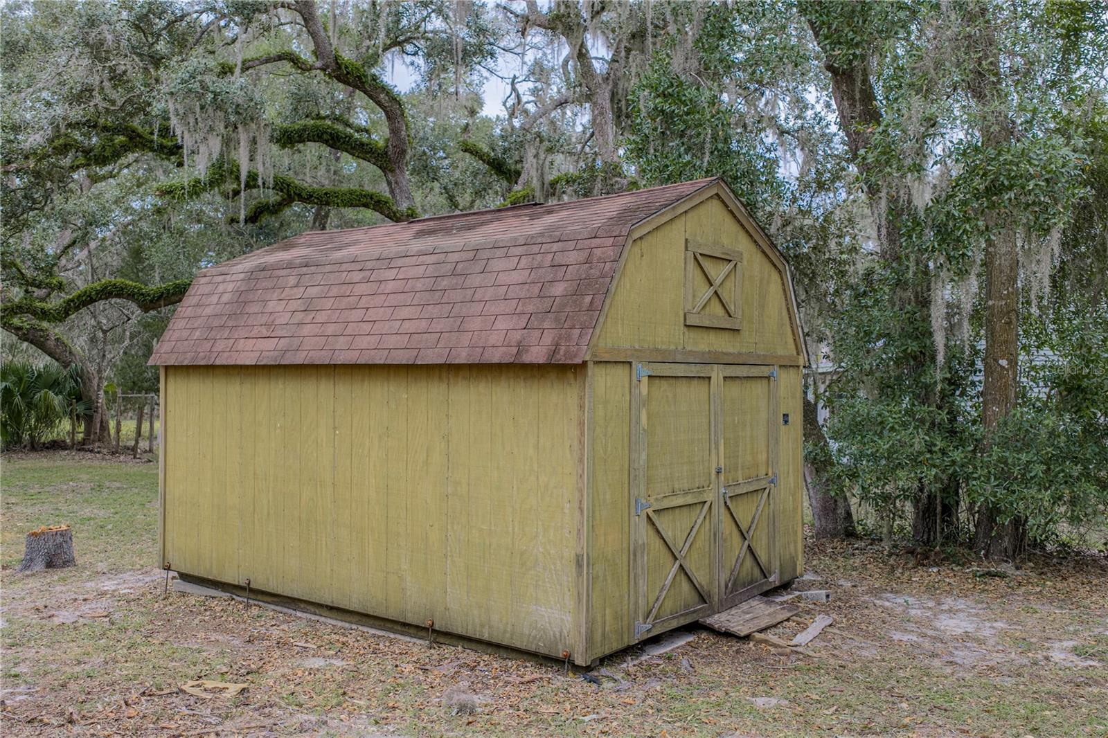 LAKEWOOD - Residential