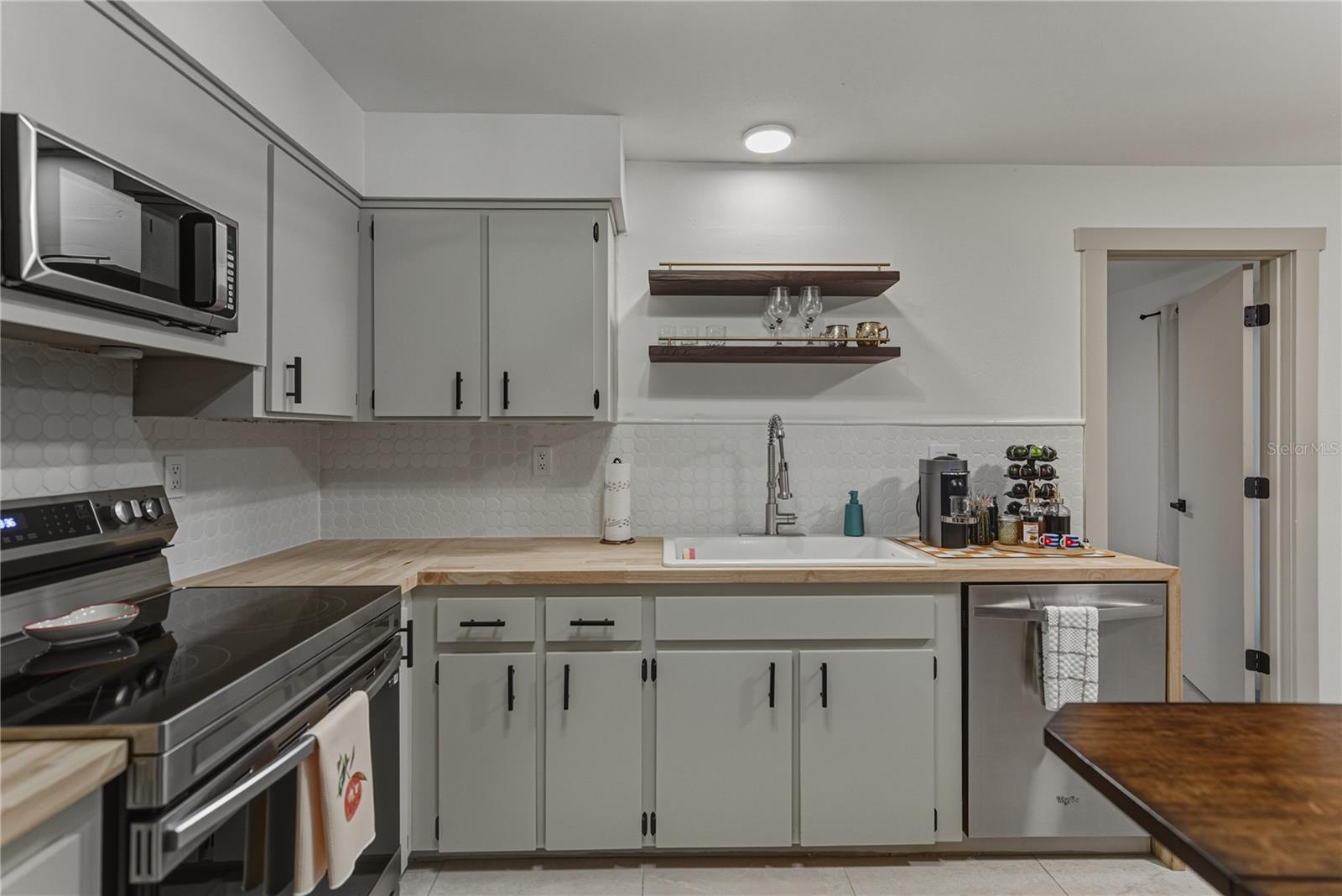 LAKEWOOD - Residential