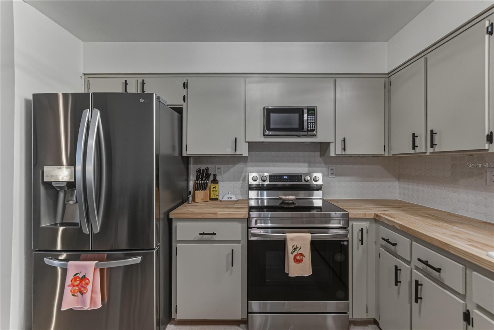 LAKEWOOD - Residential