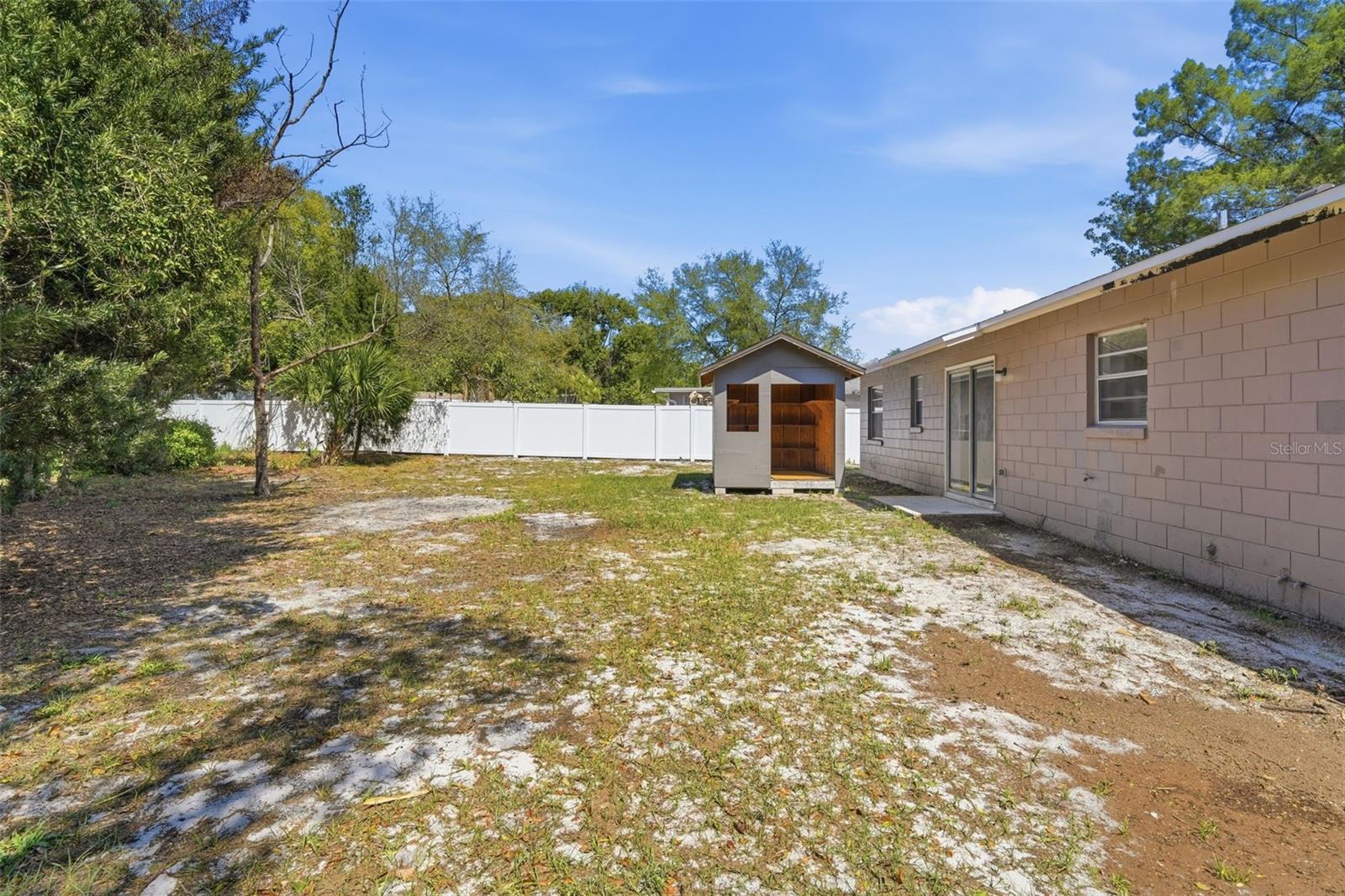 TWIN LAKES MANOR ADD 02 - Residential