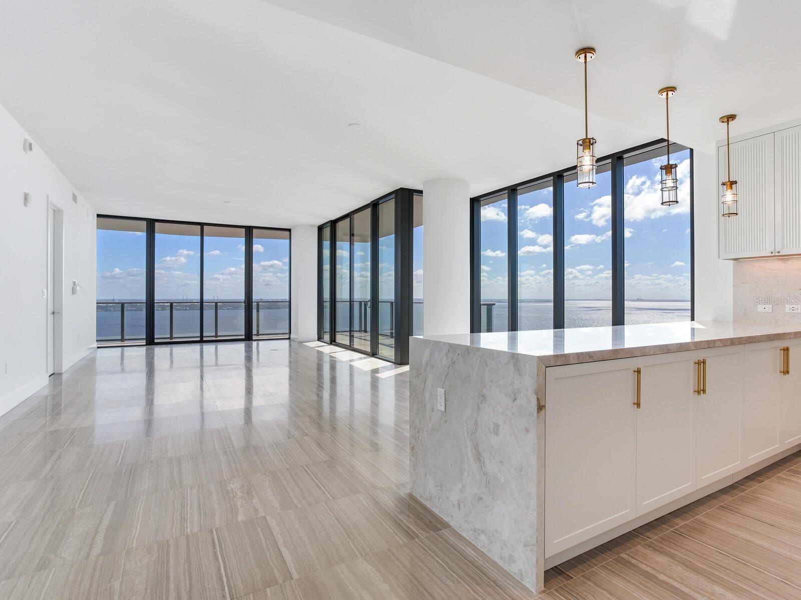 3105 BAY OAKS CONDO PCL #2204 - Residential Lease