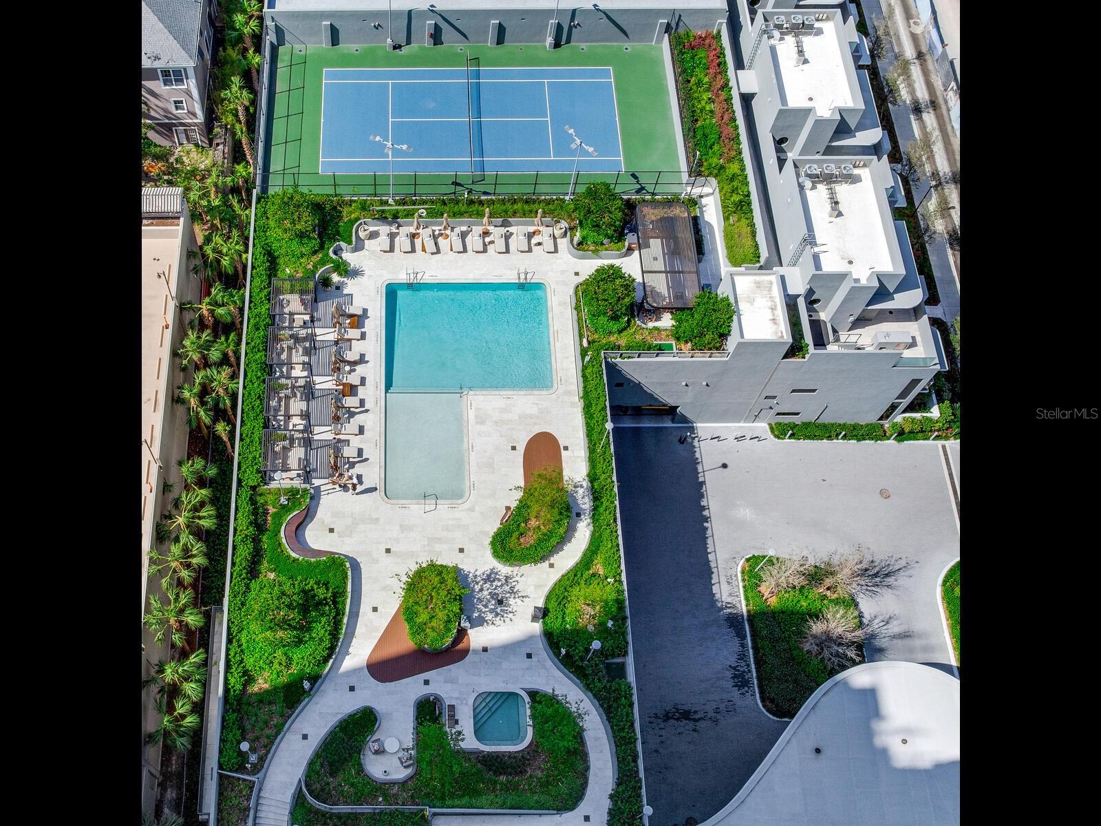 3105 BAY OAKS CONDO PCL #2204 - Residential Lease