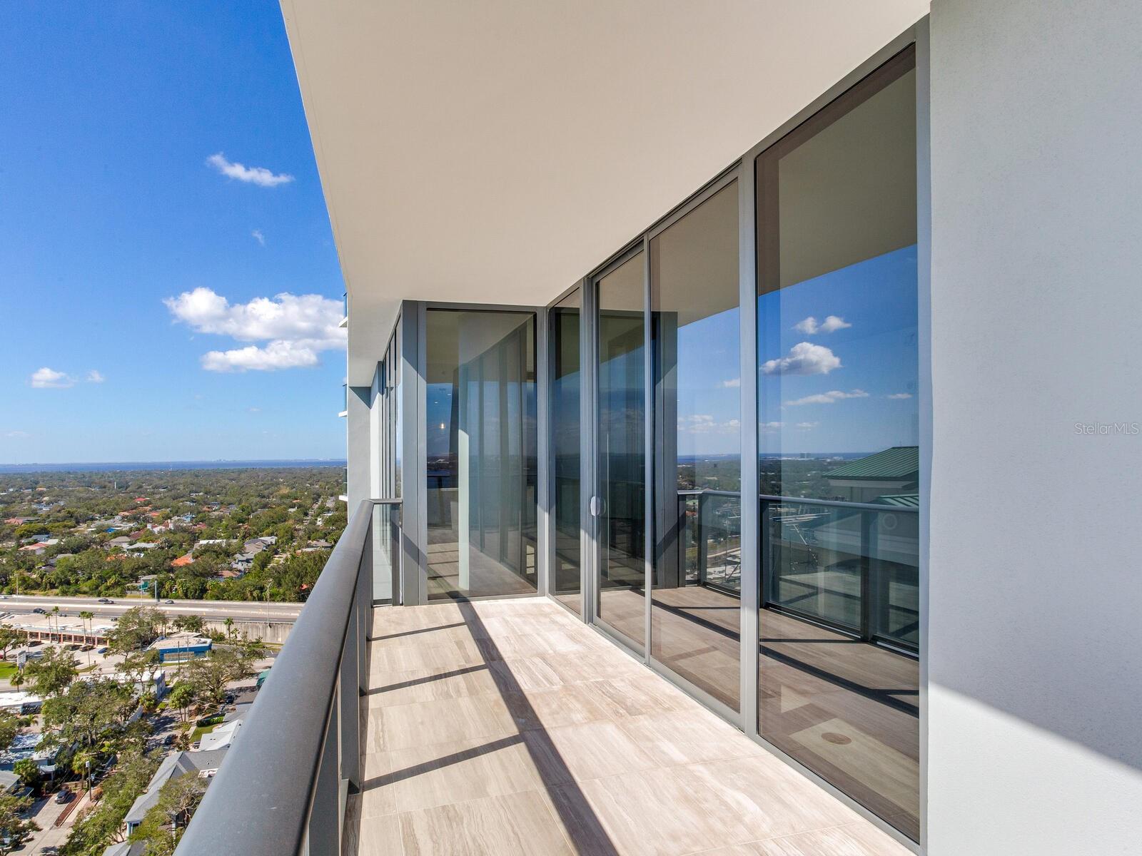 3105 BAY OAKS CONDO PCL #2204 - Residential Lease