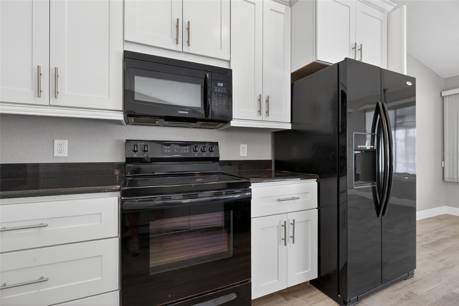 TARA CAY - Residential