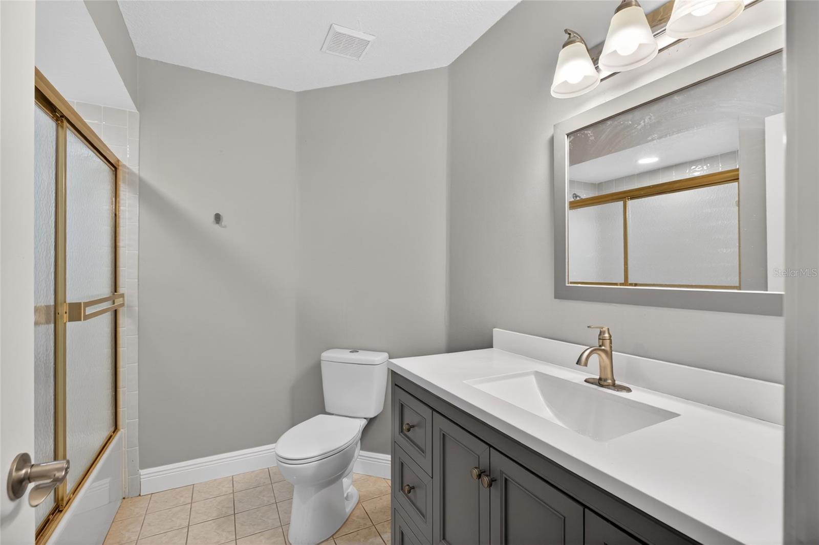 TARA CAY - Residential