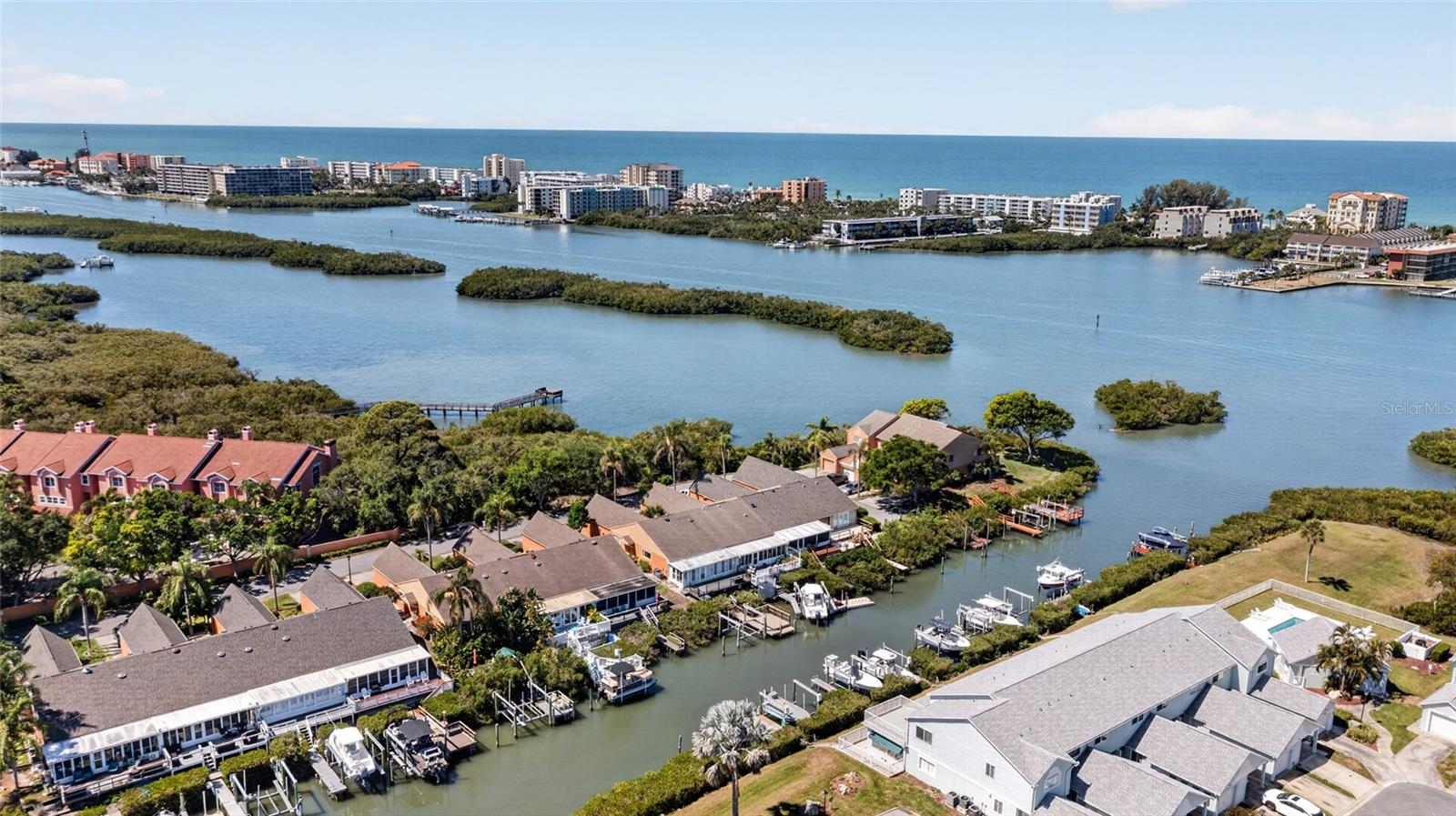 TARA CAY - Residential