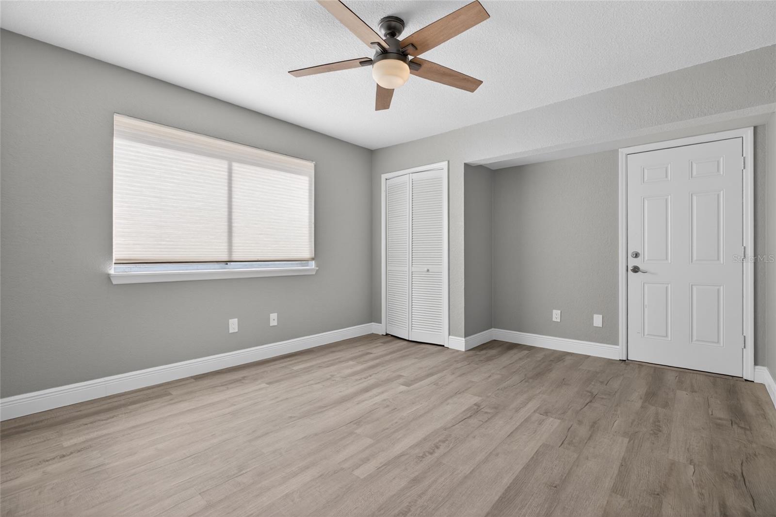 TARA CAY - Residential