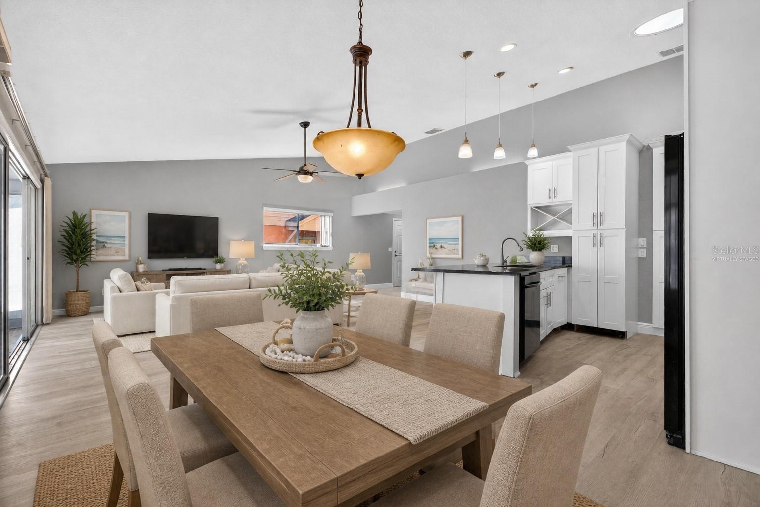 TARA CAY - Residential