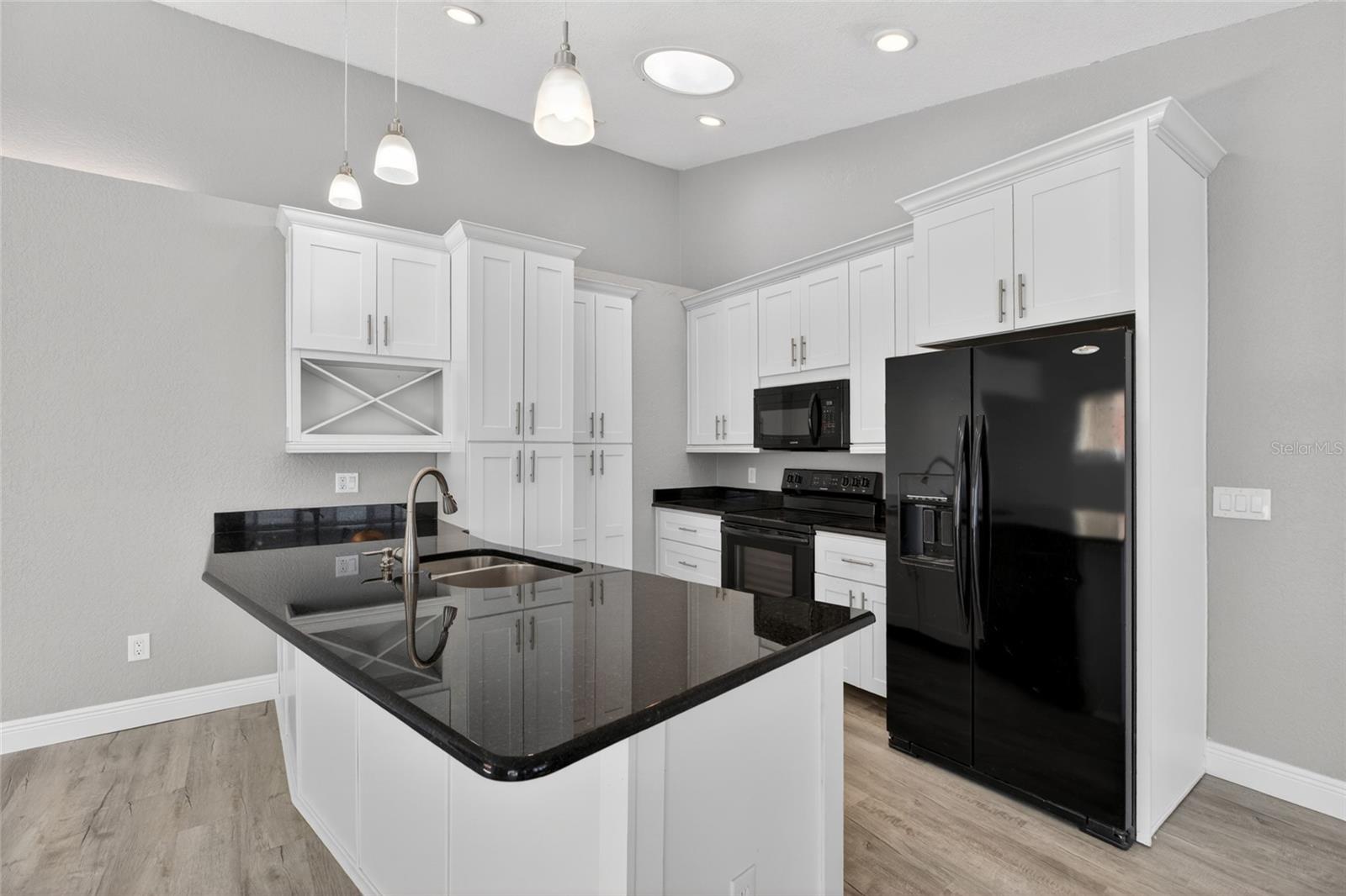 TARA CAY - Residential