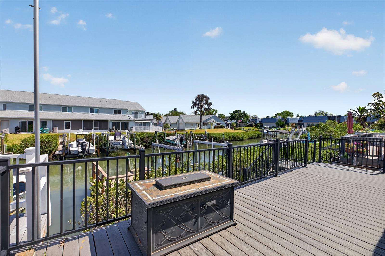 TARA CAY - Residential