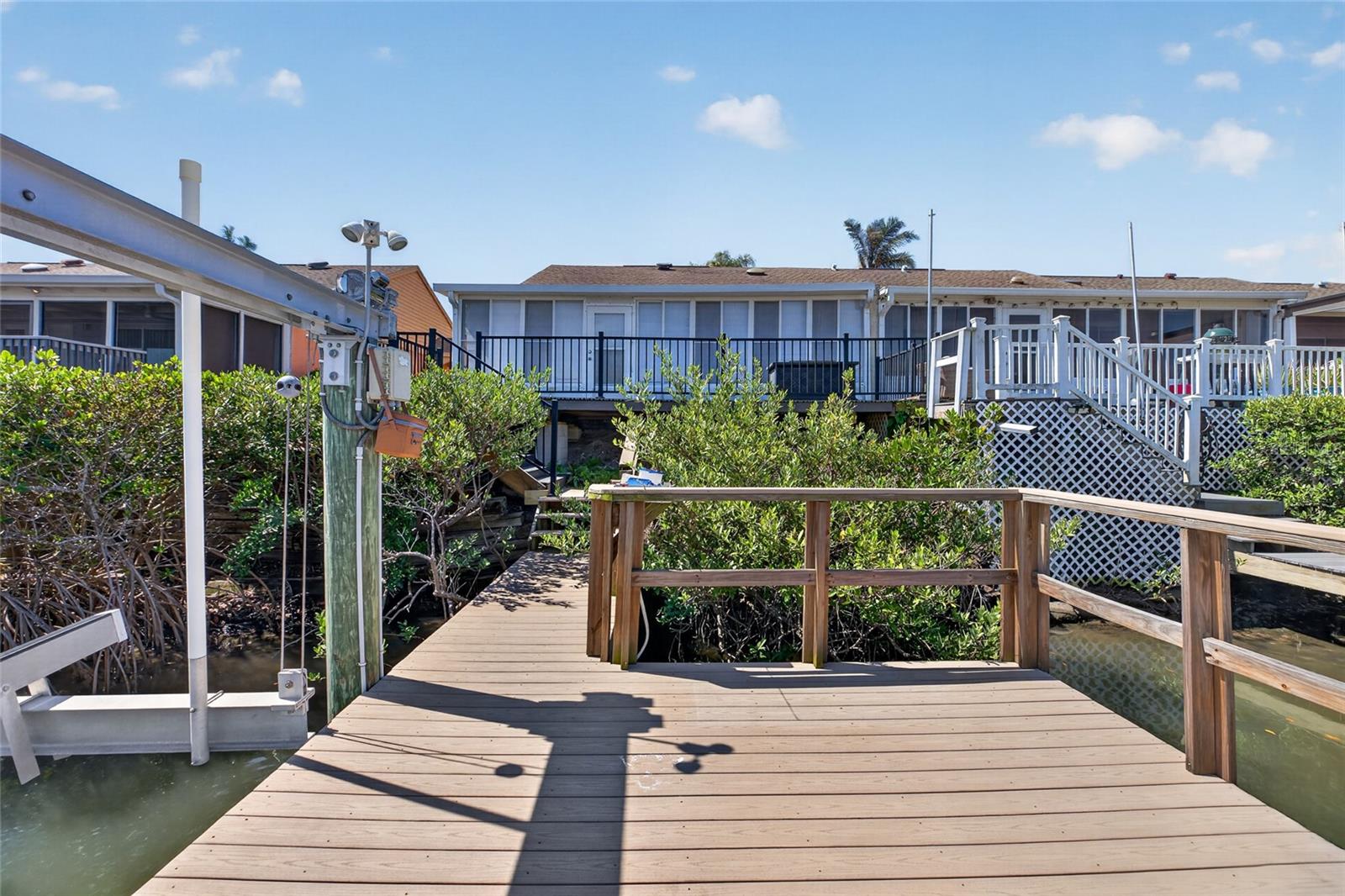 TARA CAY - Residential