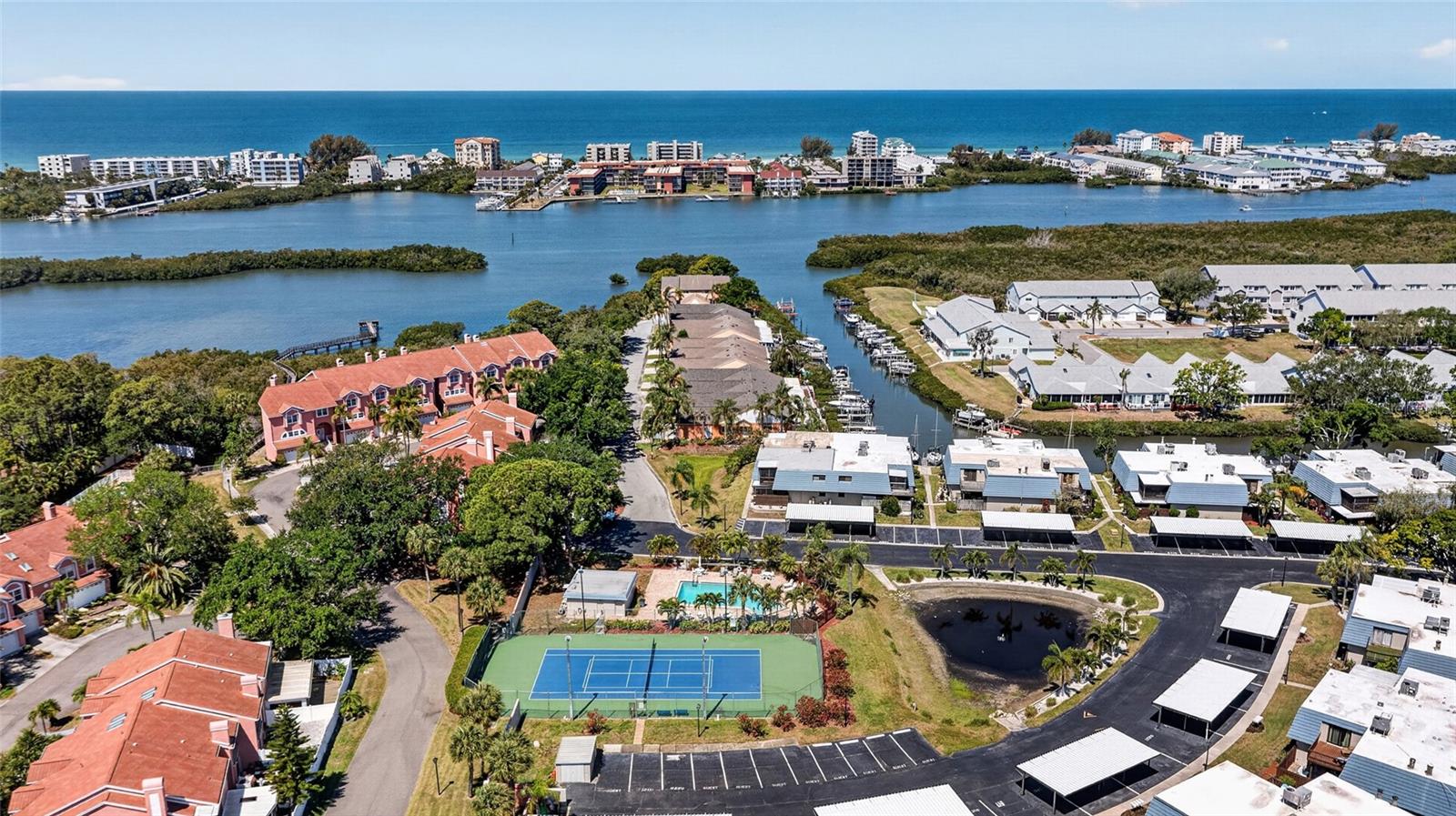 TARA CAY - Residential