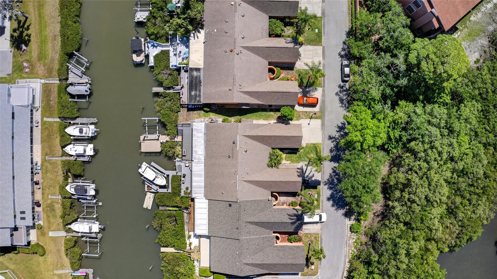 TARA CAY - Residential