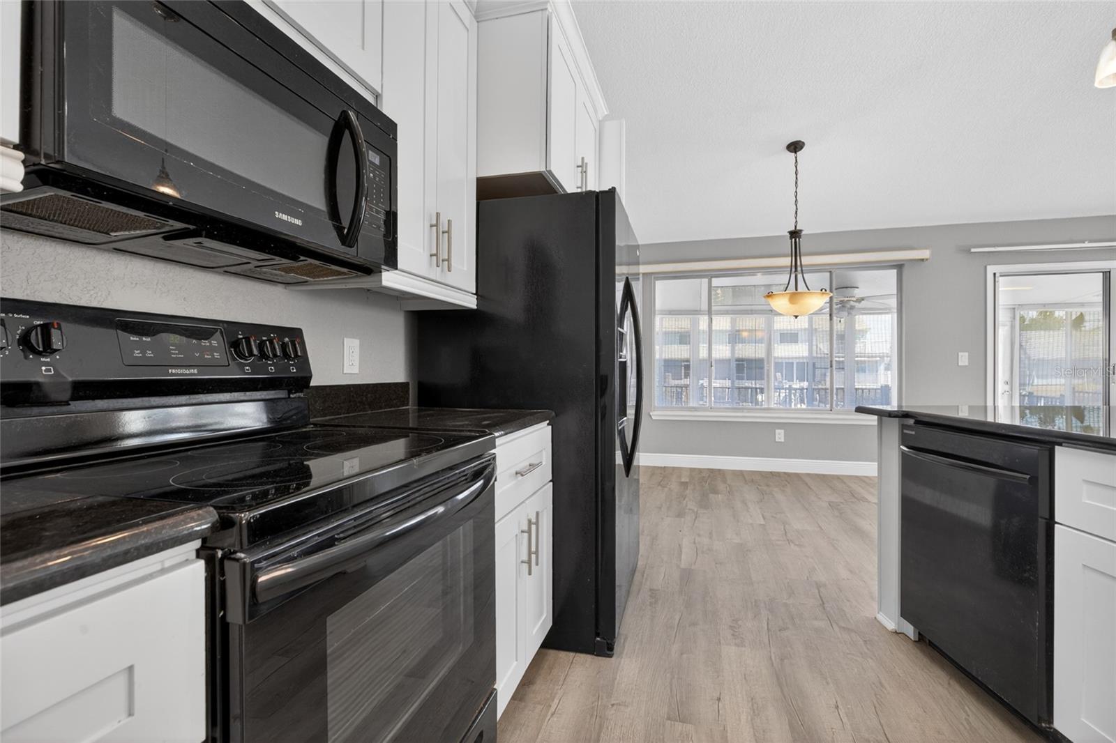 TARA CAY - Residential