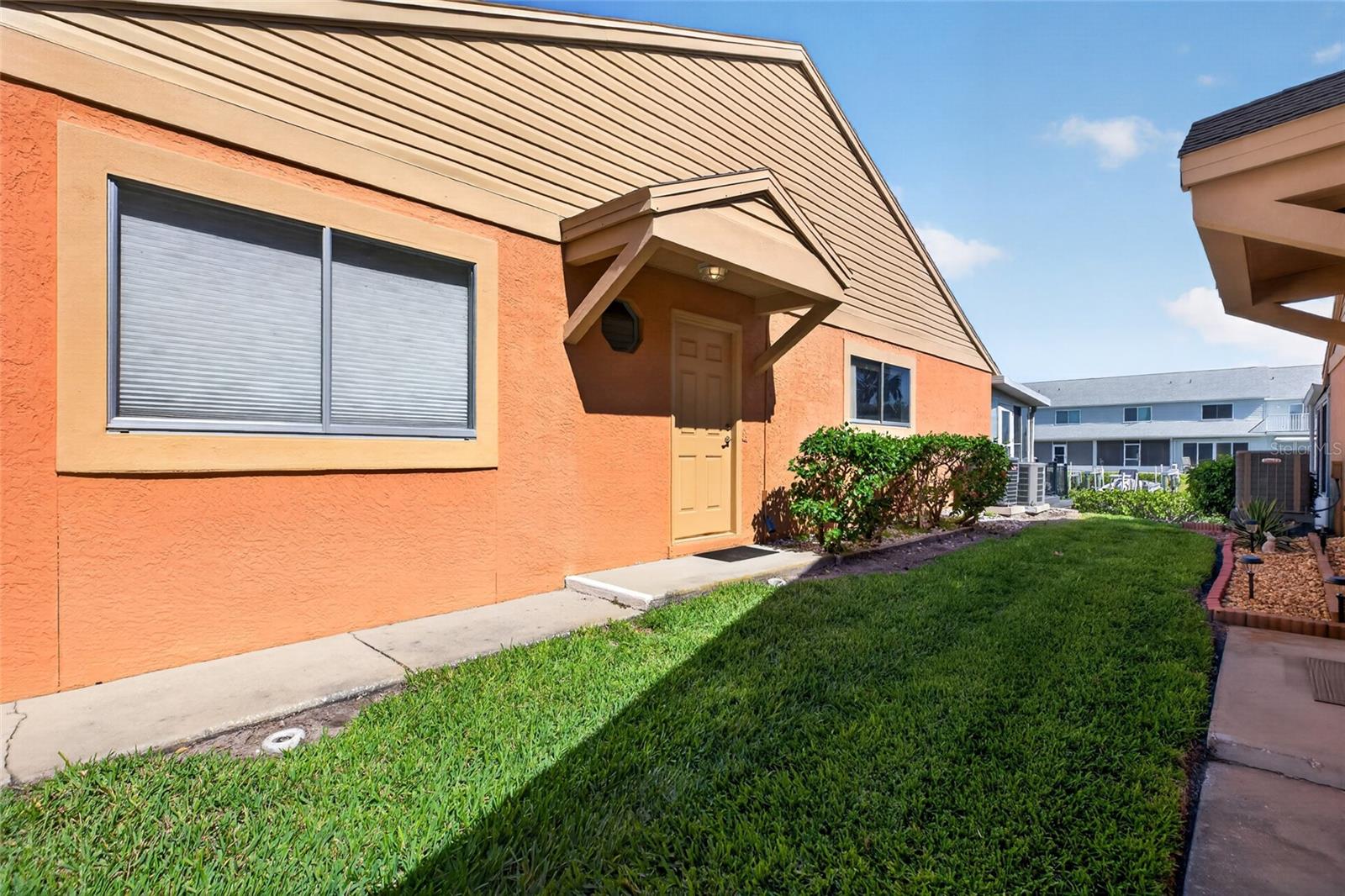 TARA CAY - Residential