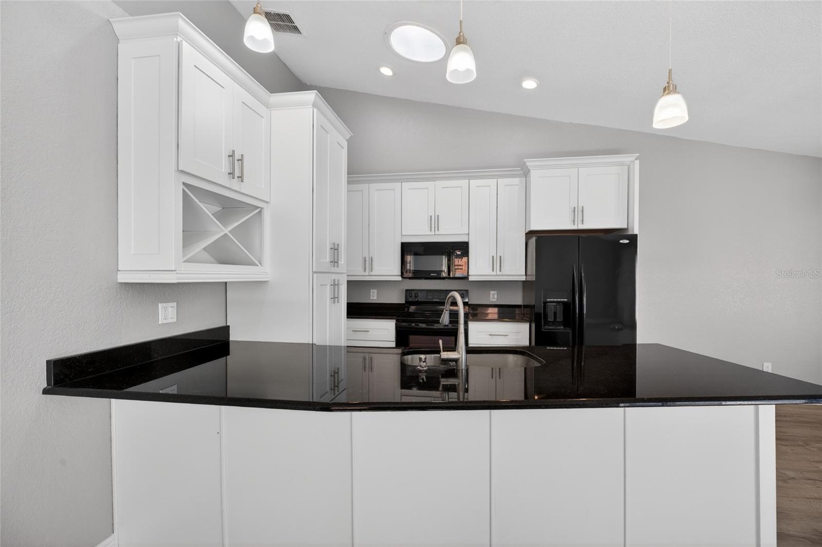 TARA CAY - Residential