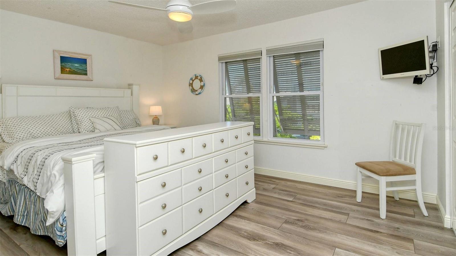 6044 W PEPPERTREE WAY 233B