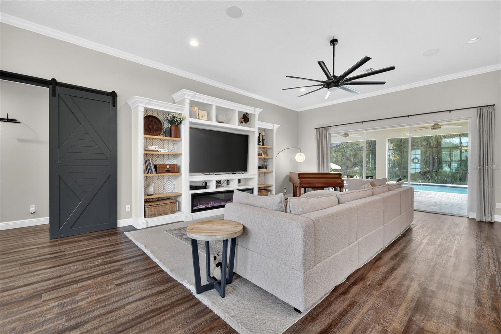 DORA ESTATES - Residential