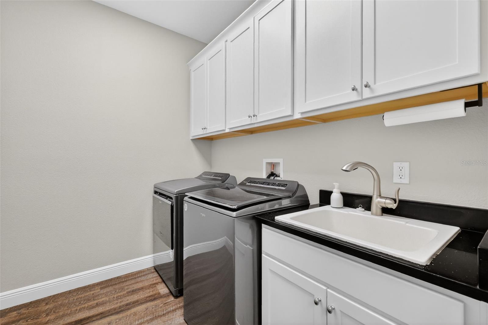 DORA ESTATES - Residential