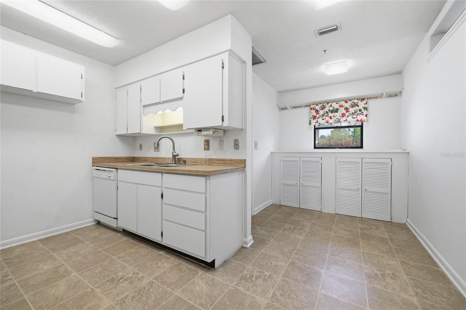 TURKEY CREEK CLUB VILLAS - Residential