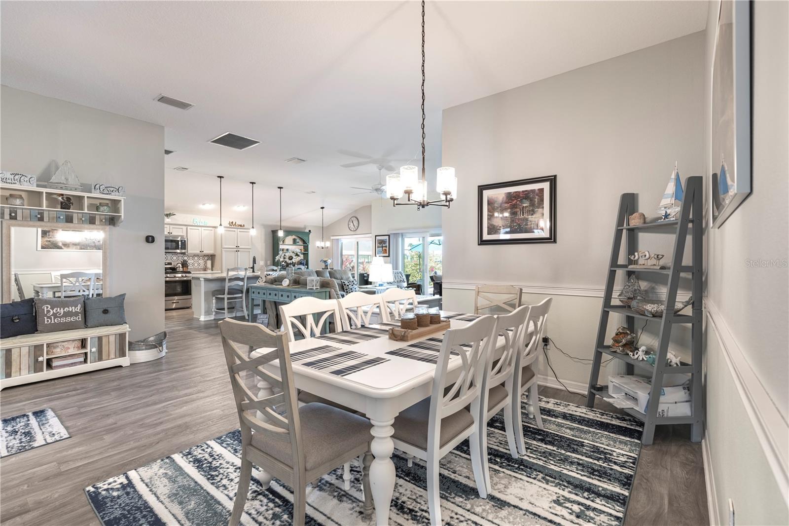 2810 NAVY HILL CIRCLE