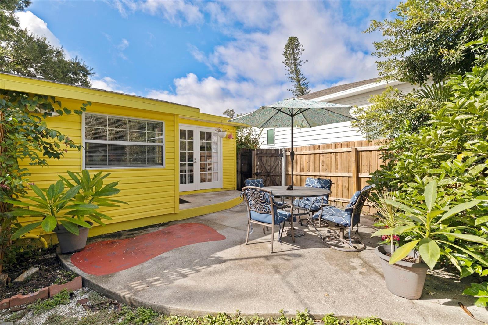 VETERAN PARK - Residential