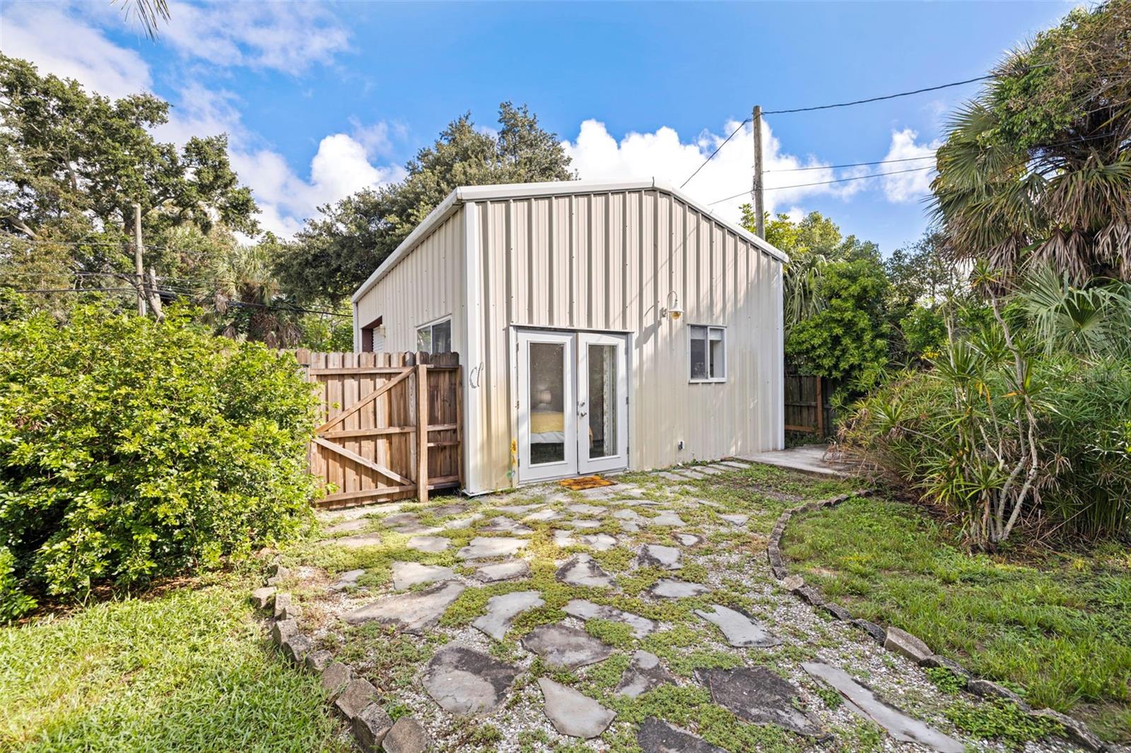 VETERAN PARK - Residential