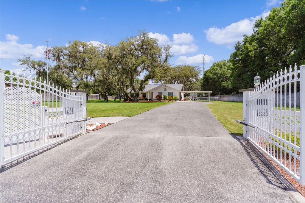 Photo of 31919 Hedgerow Drive, Wesley Chapel, FL 33543 (MLS # G5082538)