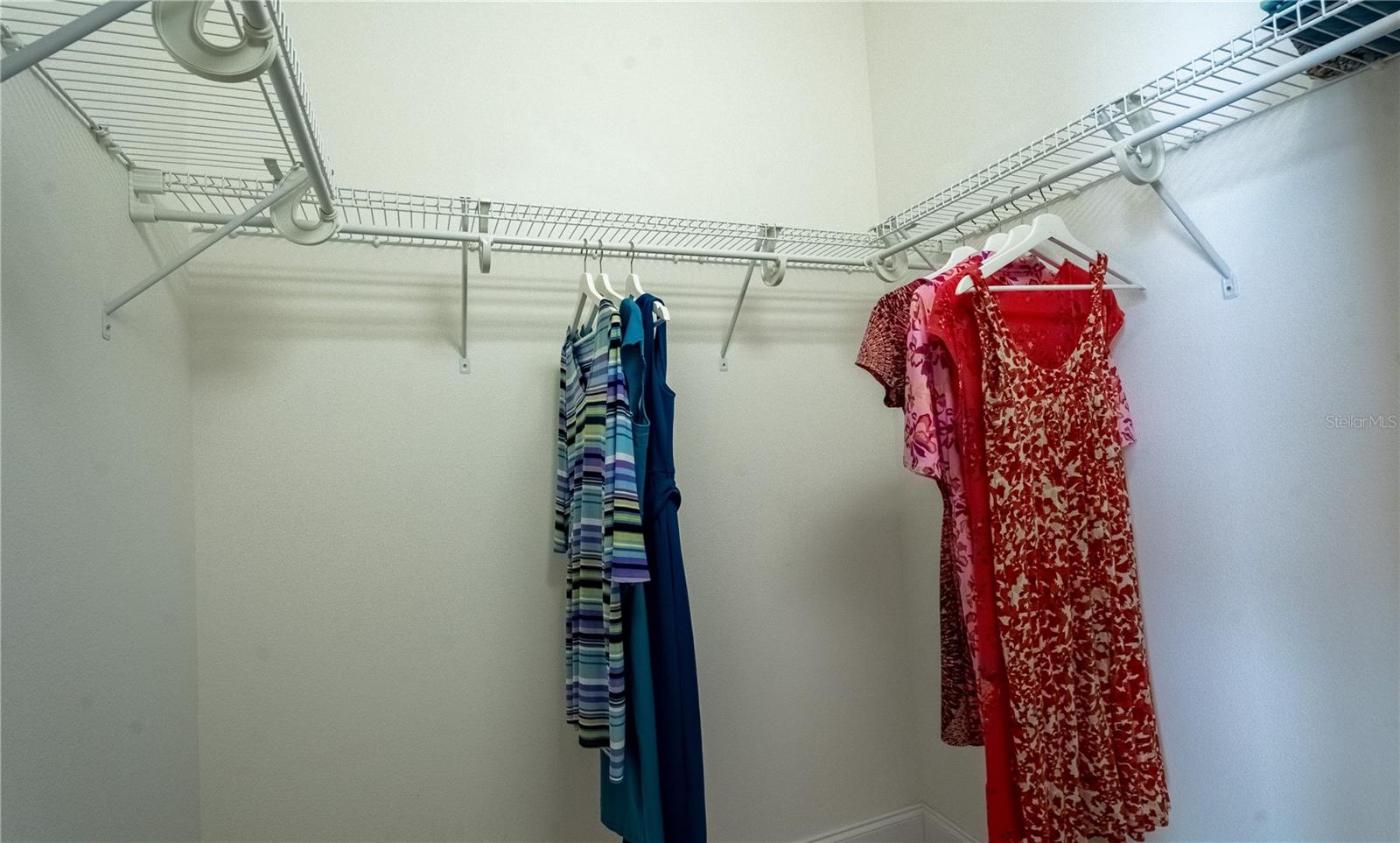 LAKERIDGE FALLS PH 1B - Residential