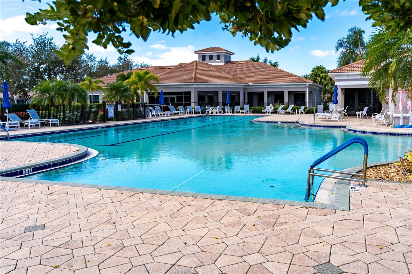 LAKERIDGE FALLS PH 1B - Residential